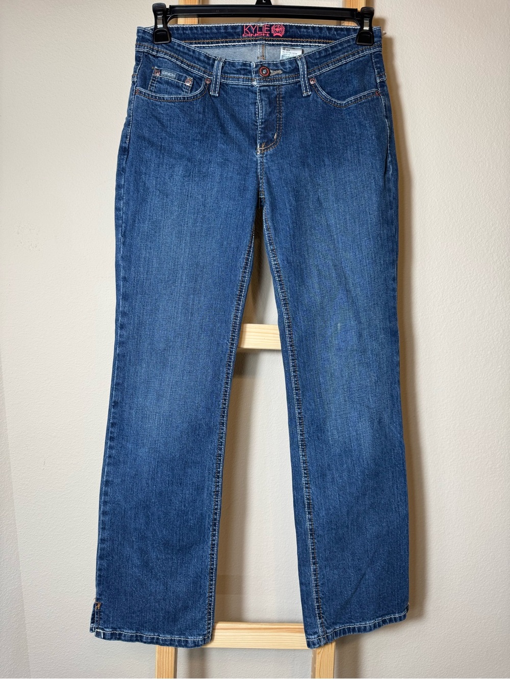 Cinch Kylie Bootcut Jeans Mid Rise Medium Wash Denim Size 28S / 6S